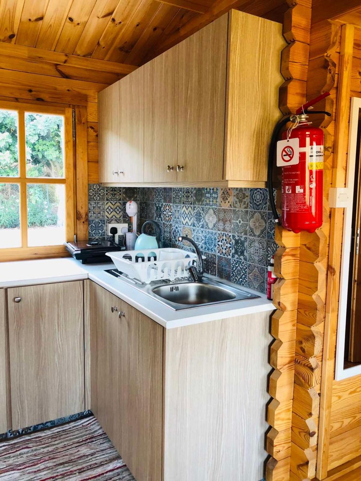 Villa Happy Glamping Cy Agios Theodoros Zimmer foto